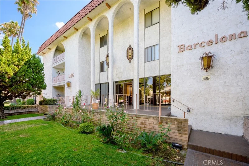 1146 E Lexington Drive 214, Glendale, CA 91206