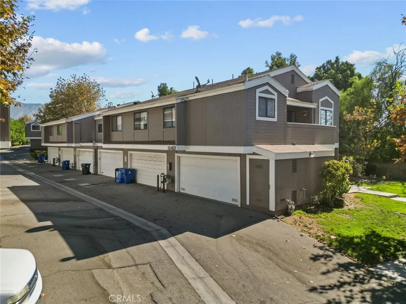 12452 Ralston Avenue 6, Sylmar, CA 91342