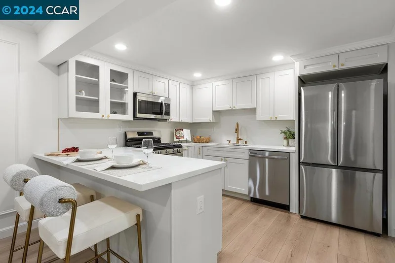 2533 Pine Knoll Dr 6, Walnut Creek, CA 94595