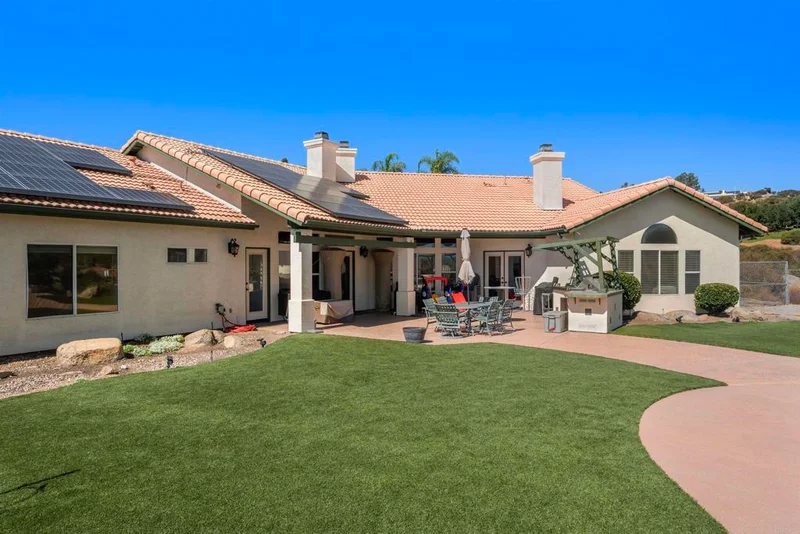 2248 Camino Del Vecino, Alpine, CA 91901