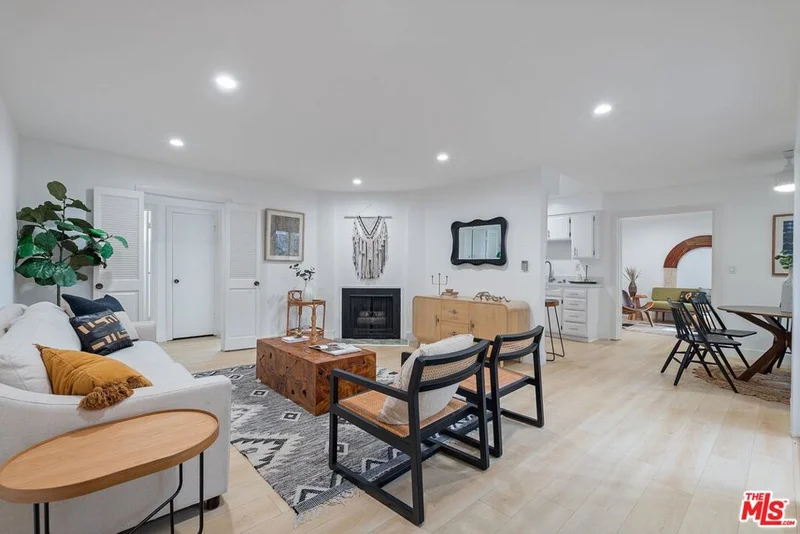 914 Lincoln Boulevard 103, Santa Monica, CA 90403