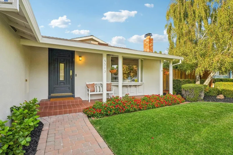 5513 Florida Dr, Concord, CA 94521