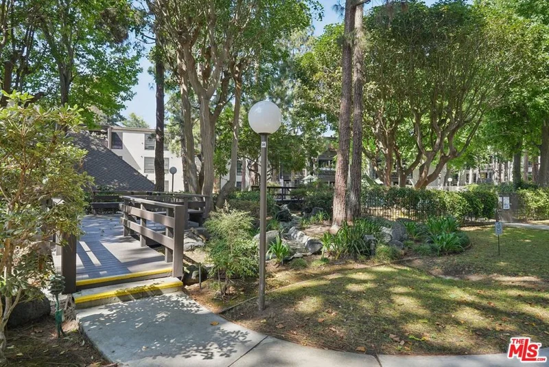 7765 W 91st Street F1100, Playa Del Rey, CA 90293