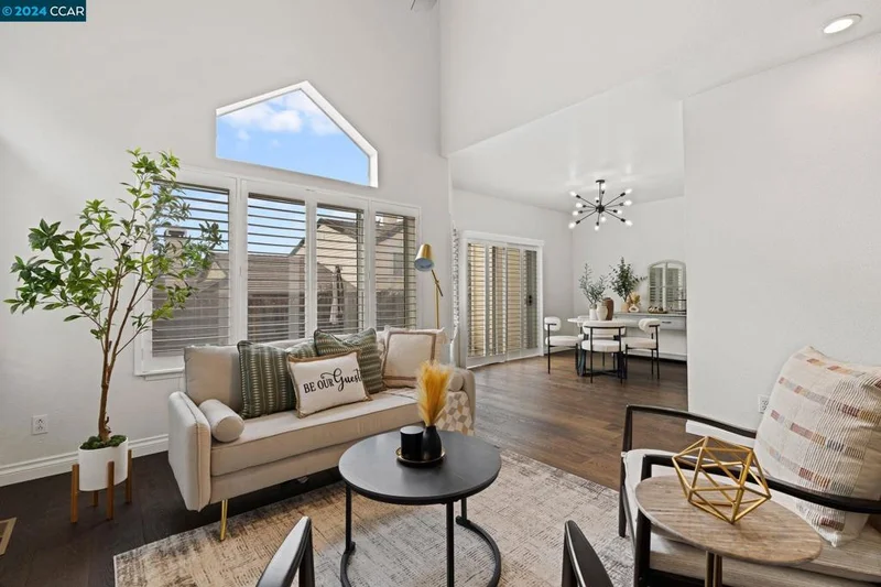 1189 Shell Ln, Clayton, CA 94517
