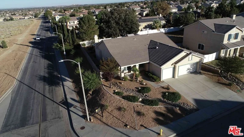 42356 W 75th Street, Lancaster, CA 93536