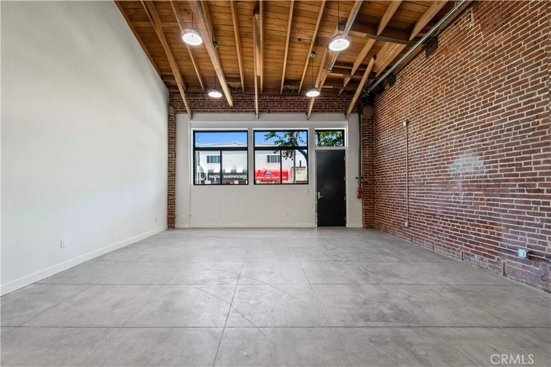 1901 S Pacific Avenue 2 photo 2
