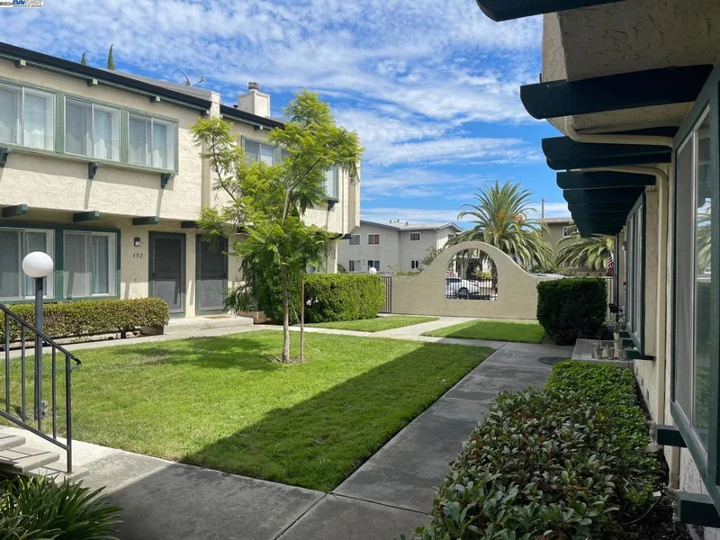1031 Clyde Ave 303, Santa Clara, CA 95054