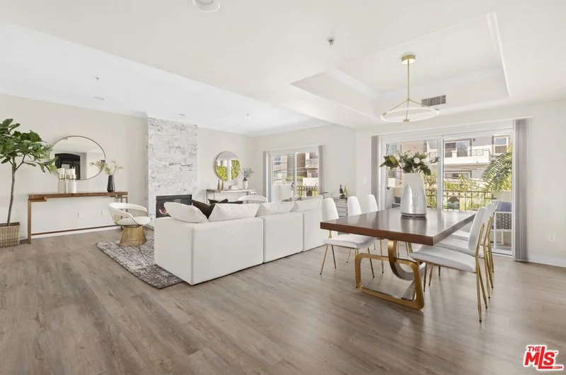 11540 Rochester Avenue Ph2, Los Angeles, CA 90025