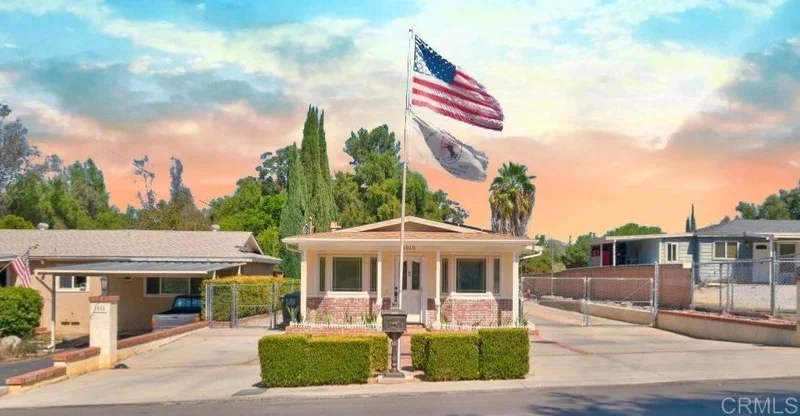 1010 7th Street, Ramona, CA 92065