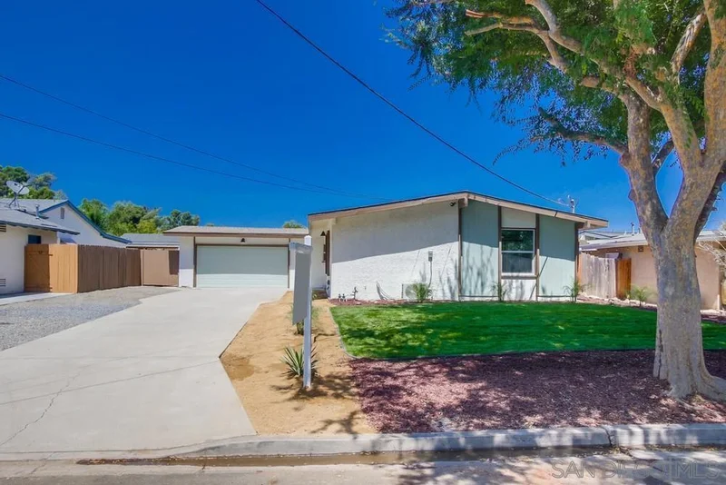 12244 Witt Rd, Poway, CA 92064