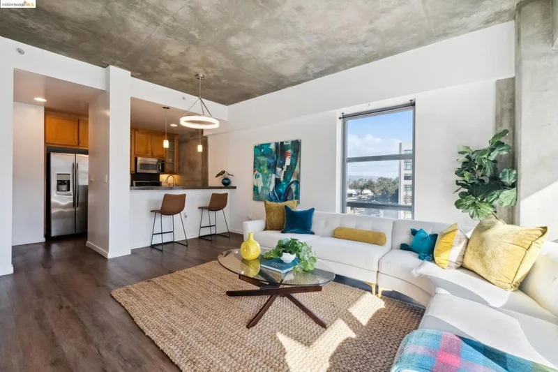 428 Alice St 504, Oakland, CA 94607