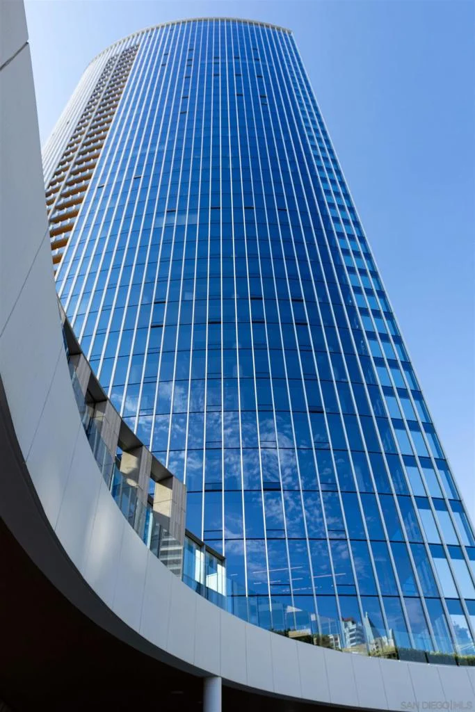 888 W E St 1802, San Diego, CA 92101