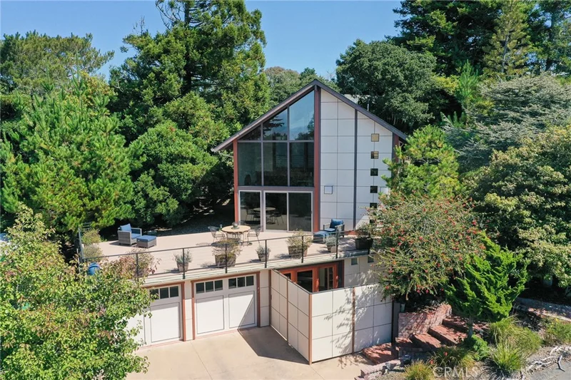 1890 Astor Avenue, Cambria, CA 93428
