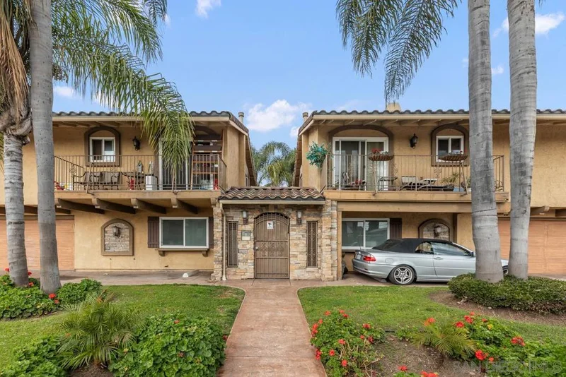 4230 48th St 13, San Diego, CA 92115