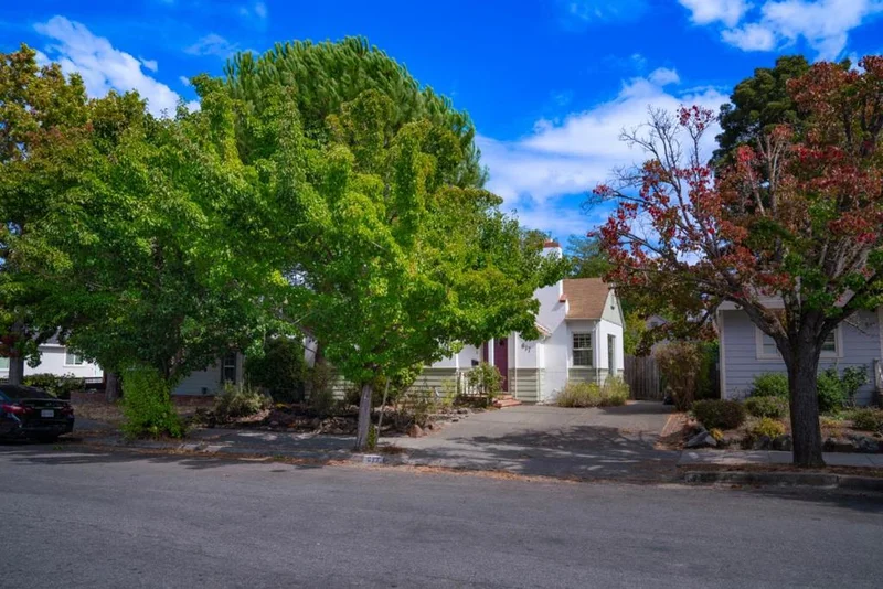 617 G Street, Petaluma, CA 94952