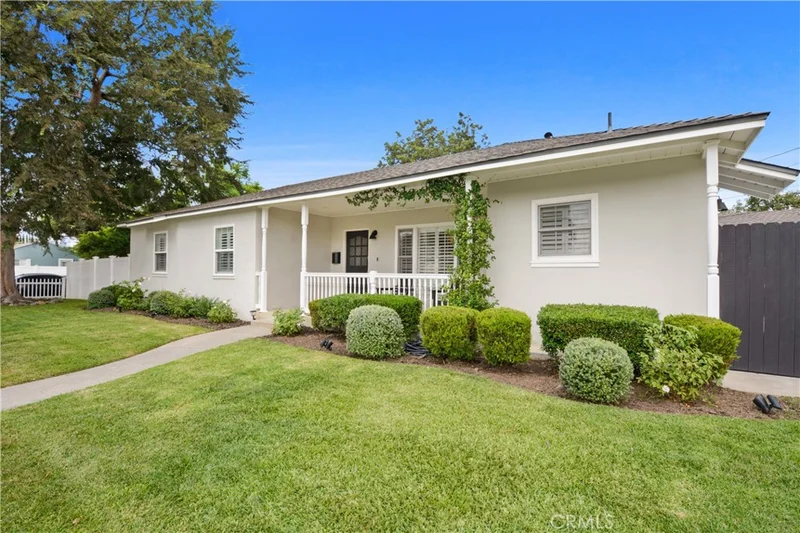 1033 W Almond Avenue, Orange, CA 92868
