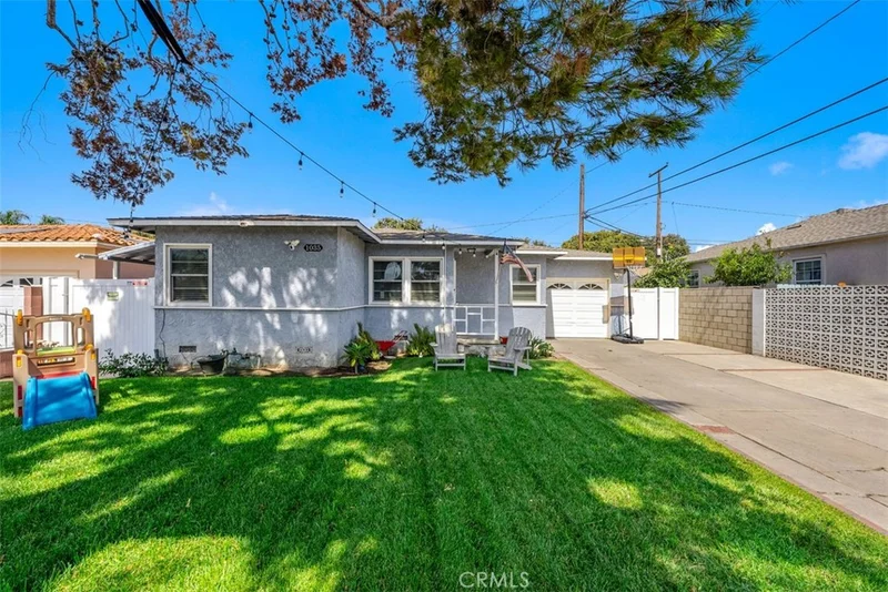 1035 W Saint Andrew Place, Santa Ana, CA 92707