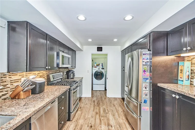 512 S La Cuta Circle, West Covina, CA 91791