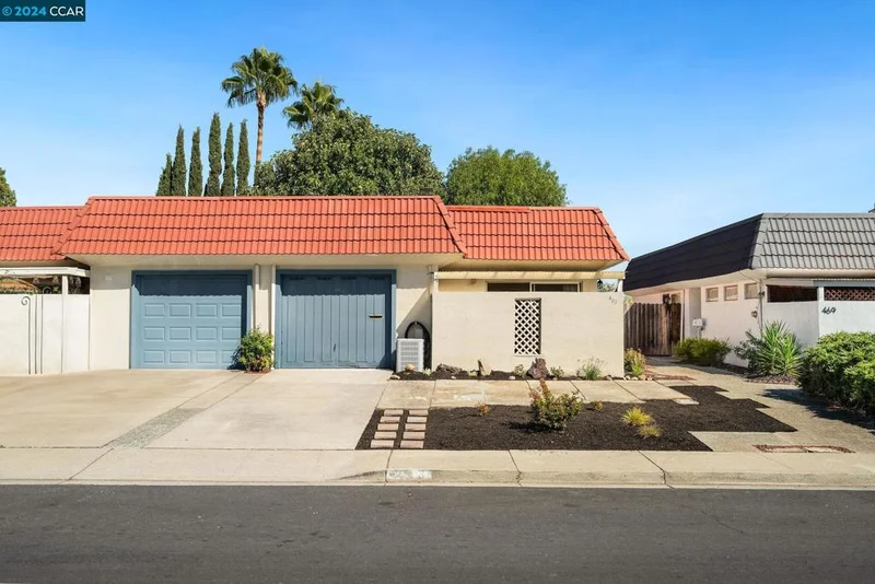 463 Glacier Dr, Martinez, CA 94553