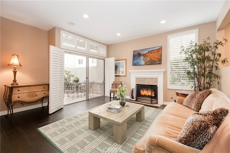 11762 Moorpark Street A, Studio City, CA 91604