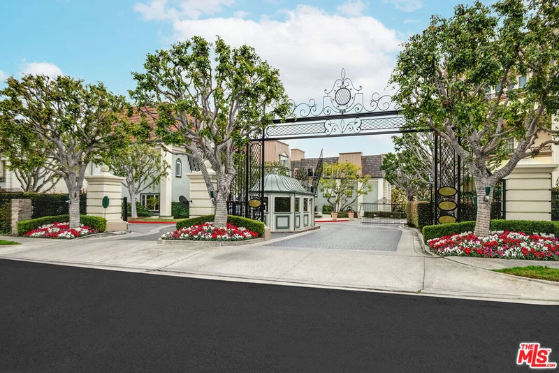 10112 Empyrean Way 104, Los Angeles, CA 90067
