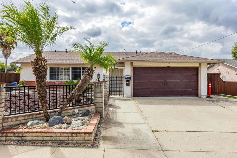 12389 91 Royal Road, El Cajon, CA 92021