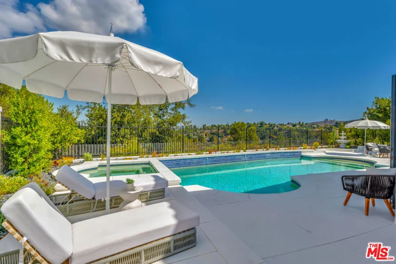 4208 Park Lido, Calabasas, CA 91302