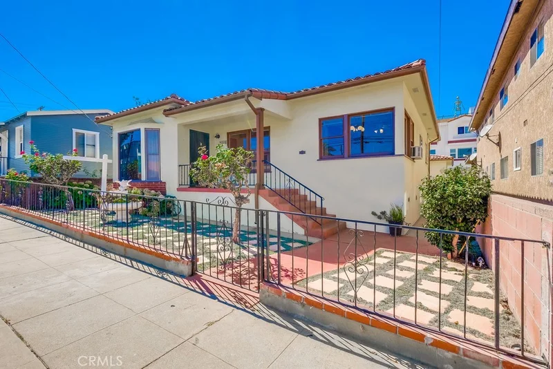 619 S Cabrillo Avenue, San Pedro, CA 90731