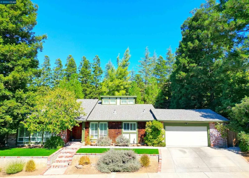 1236 Easley Dr., Clayton, CA 94517-1407