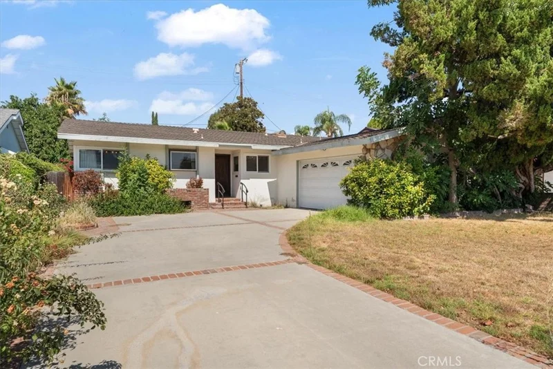 18615 Dearborn Street, Northridge, CA 91324