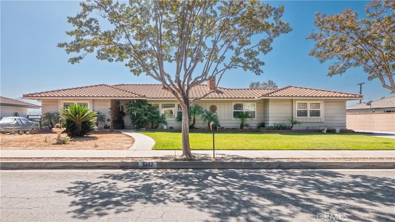 1042 E Knollcrest Drive, Covina, CA 91724