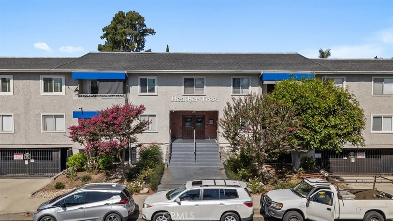 5437 Corteen Place 201, Valley Village, CA 91607