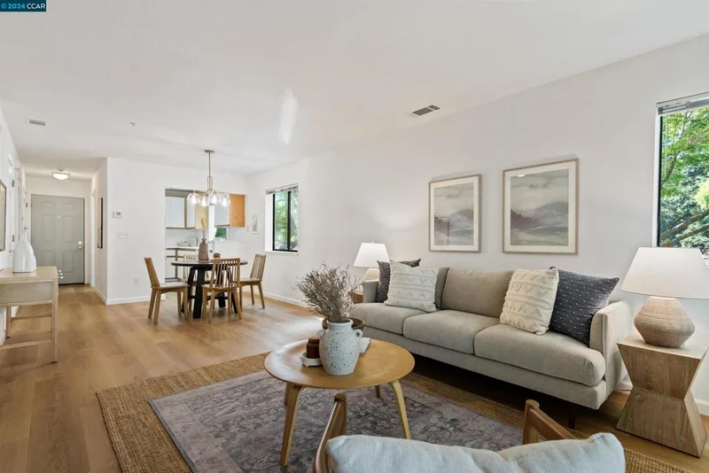 2582 Oak Rd 216, Walnut Creek, CA 94597