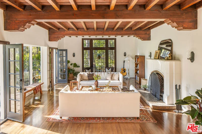 2242 Canyon Drive, Los Angeles, CA 90068