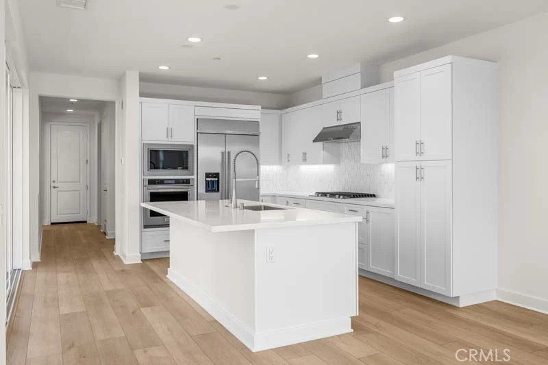 256 S Nevada Avenue, Ventura, CA 93004