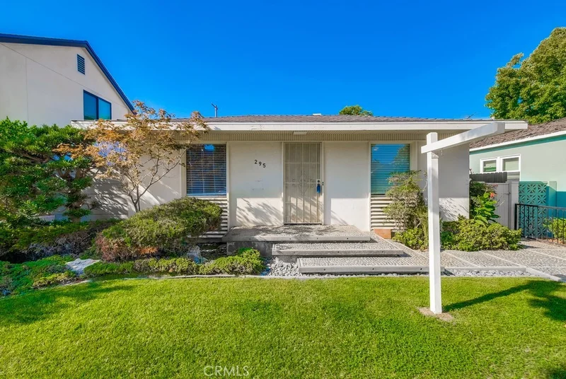 295 Glendora Avenue, Long Beach, CA 90803