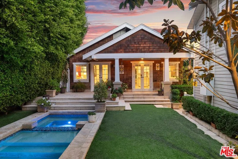 1013 Hancock Avenue, West Hollywood, CA 90069