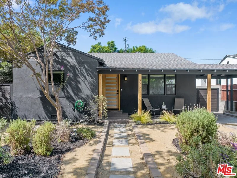 5517 Biloxi Avenue, North Hollywood, CA 91601