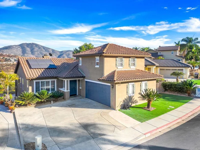 10425 Lake Breeze Drive, Spring Valley, CA 91977