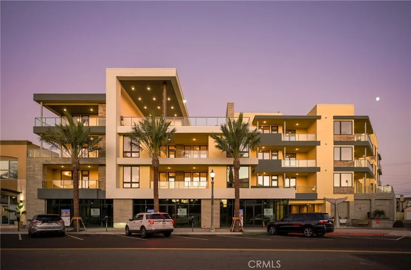 414 Main St. 210, Huntington Beach, CA 92648