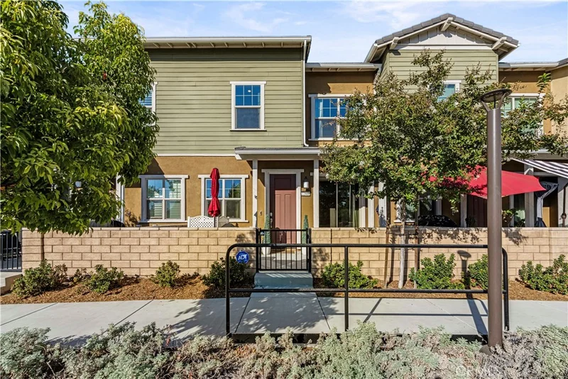 22866 Acoustic Drive, Saugus, CA 91350