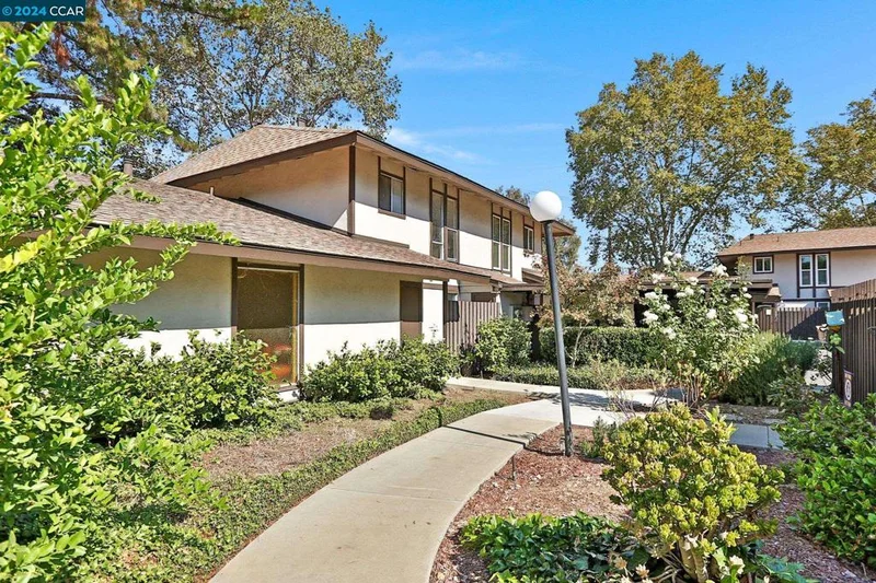 5430 Roundtree Ct B, Concord, CA 94521