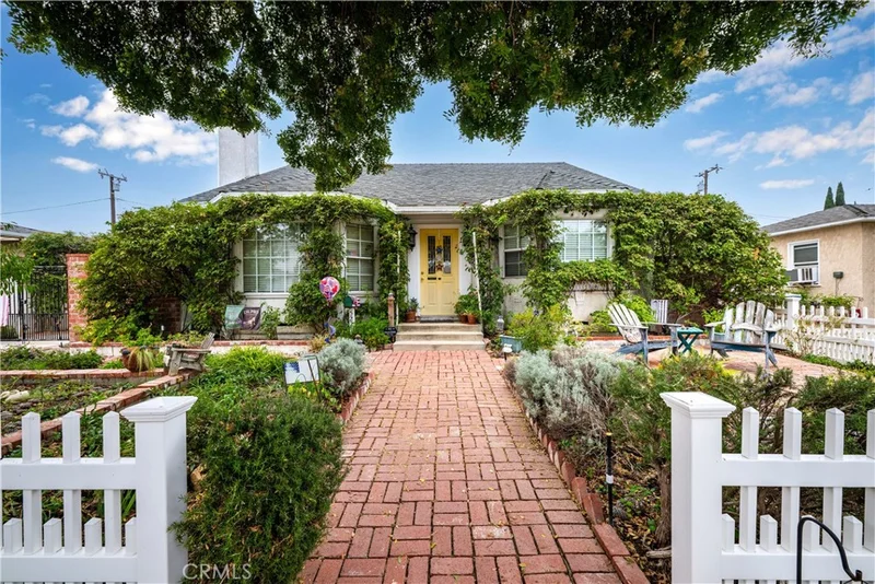 5221 E Keynote Street, Long Beach, CA 90808