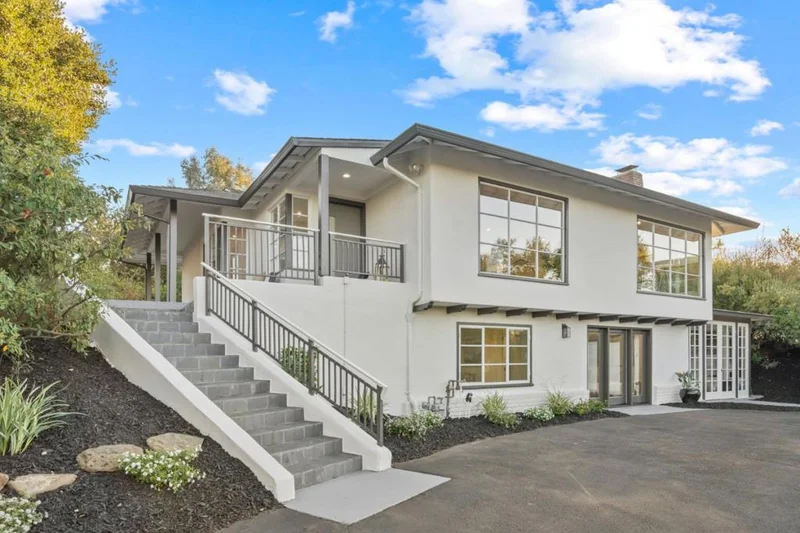 4195 Oak Hill Avenue, Palo Alto, CA 94306