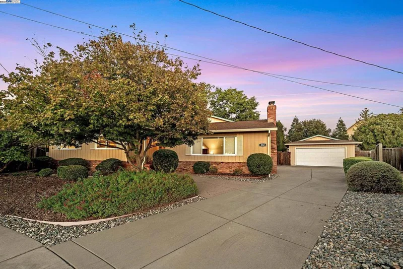 862 Adams Ave, Livermore, CA 94550