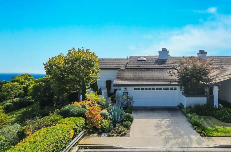 1 Beachcomber Drive, Corona Del Mar, CA 92625