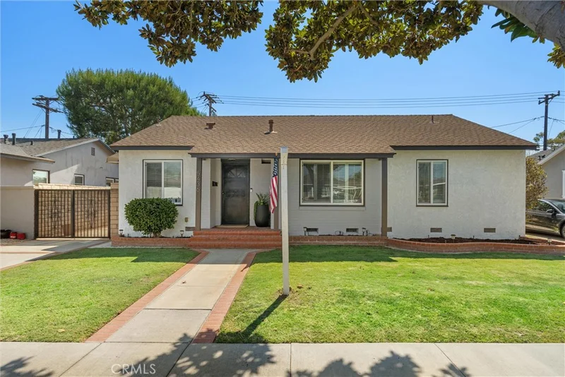 5436 Rosebay Street, Long Beach, CA 90808