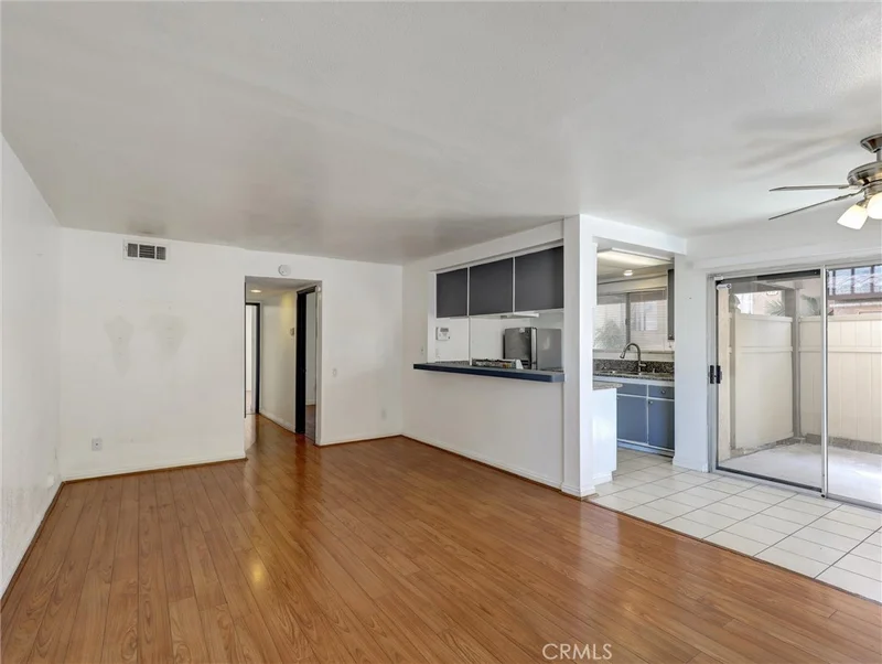 1014 La Costa Drive L101, Corona, CA 92879