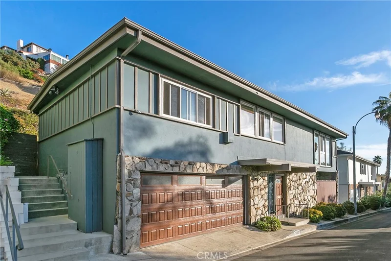 5545 Tuxedo, Los Angeles, CA 90068