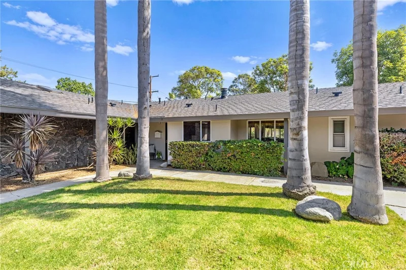 1901 E. 19th St. 3, Santa Ana, CA 92705